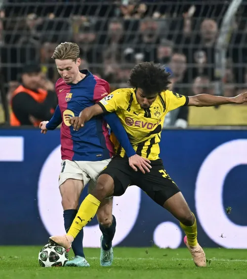 Lovitura Barcelonei  Clubul catalan, acord cu   extrema care are mamă româncă.  Legătura cu Flick