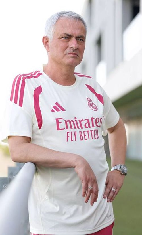 Jose Mourinho, primele imagini în tricoul lui Real Madrid de la revenire. FOTO realmadrid (4).jpg