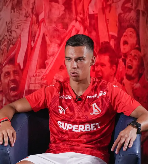 Inimă de câine roșu    Cătălin Cîrjan, interviu sincer  pentru   GOLAZO.ro:  „După meciuri veneam și scriam cântecele ca să fiu pregătit data viitoare”