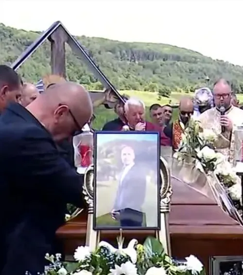 Gabi Mureșan, condus pe ultimul drum  Sute de oameni au fost prezenți la înmormântare.   Eugen Trică:  „România a pierdut un mare om, un campion”