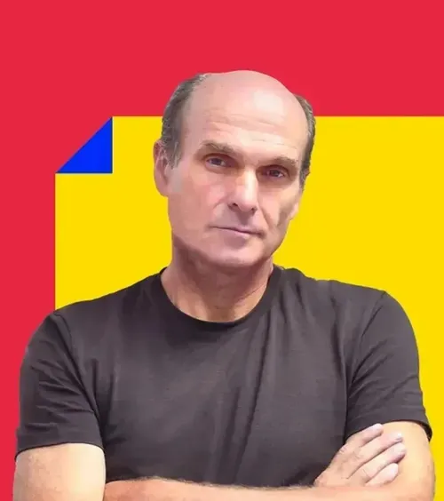 Cristian Tudor Popescu  Fiecare cu   tenisul  lui