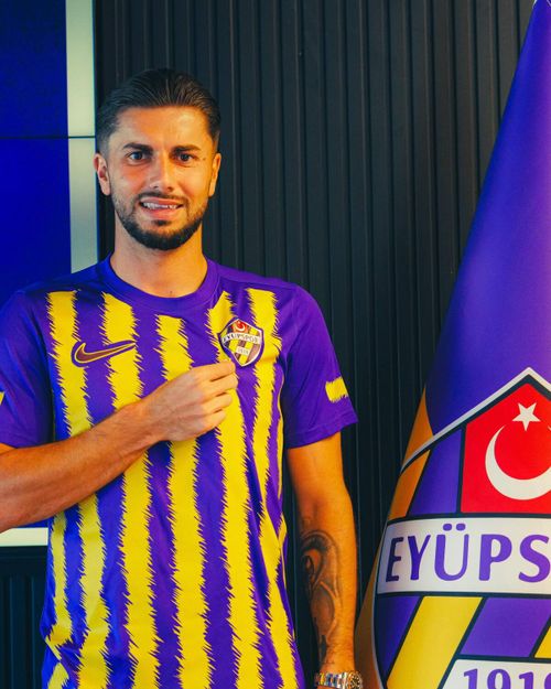 Horațiu Moldovan a semnat cu Eyupspor. Foto: Instagram/@eyupsporkulubu