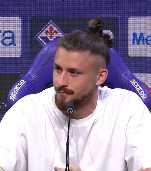 Obiectivul lui Drăgușin    VIDEO.  Românul, prima conferință de presă la   Fiorentina.  De ce a ales să revină în Italia 