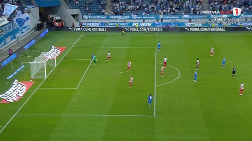 Autogolul lui Alomerovic din meciul U Craiova - UTA FOTO Captură video Prima Sport 1