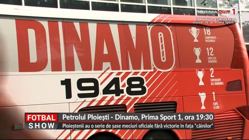 Dinamo și-a prezentat autocarul recolantat înaintea debutului în sezonul 2026-2027 al Ligii 1. Foto: Captură Prima Sport