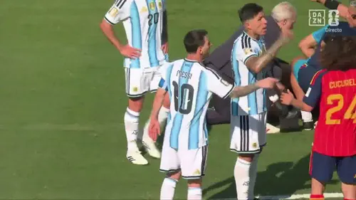Jucătorii Argentinei au cerut eliminarea lui Marc Cucurella. Foto: captură DAZN
