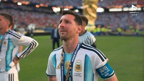 Messi, în lacrimi după ce a pierdut finala Campionatului Mondial. Foto - Antena 1 (2).jpg