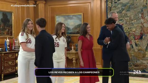 Jucătorii Spaniei au fost primiți de familia regală / foto: capturi video X/Diario AS + Embassy of Spain