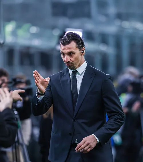 „Eu îi dădeam un cap în gură”    Zlatan Ibrahimovic  critică reacția spaniolilor din timpul bătăii de la finala CM 2026: „Stau și se uită!”