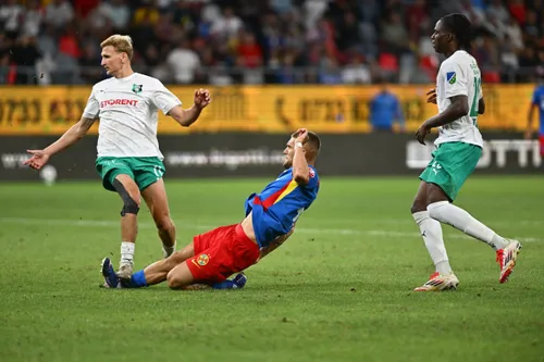 Faultul asupra lui Bîrligea la ultima fază a meciului FCSB - Auda Foto Raed Krishan - GOLAZO.ro .jpeg