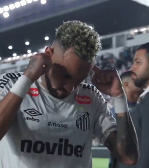 „Nu voi accepta asemenea minciuni!”    Neymar iese la atac,  după ce brazilienii au scris că i-a jignit pe tinerii lui Santos: „Nu știți ce înseamnă fotbalul!”