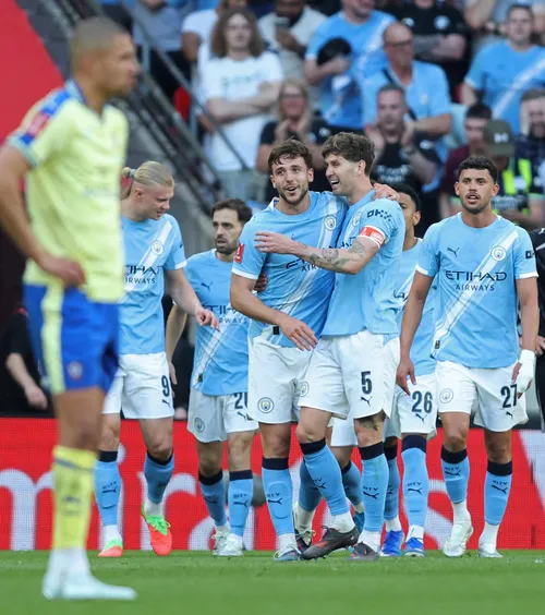 Acord cu Inter   Echipa lui Cristi Chivu   s-a înțeles  cu un jucător care a scris istorie la Manchester City » Transferul lui Romero, blocat
