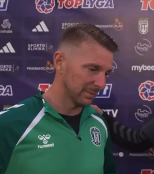 Gest superb făcut de Antal  Fotbalistul român   a ieșit de pe teren  ca Petkovic să execute penalty-ul. Sârbul l-a chemat la interviu: „Datorită lui am reușit asta”