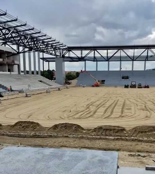 „Aștept cu nerăbdare”     VIDEO.  Noi imagini de pe șantierul stadionului din   Timișoara