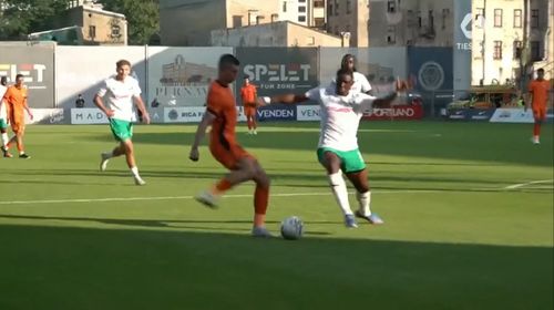 AUDA - FCSB. Penalty cerut de Tănase în prima repriză (9).jpg
