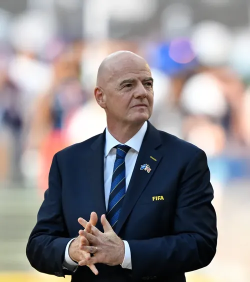 El e cel mai disprețuit om din fotbal   Povestea neștiută a lui Gianni Infantino,  șeful FIFA. De la agresiunile din copilărie până la relațiile cu Trump și Putin