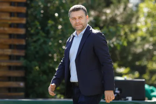 Primarul Ciucu declanșează operațiunea „Stingeți Becurile!” Are ședință de urgență cu șefii STB, Termoenergetica și de la Iluminatul Public, pentru reducerea consumului energetic