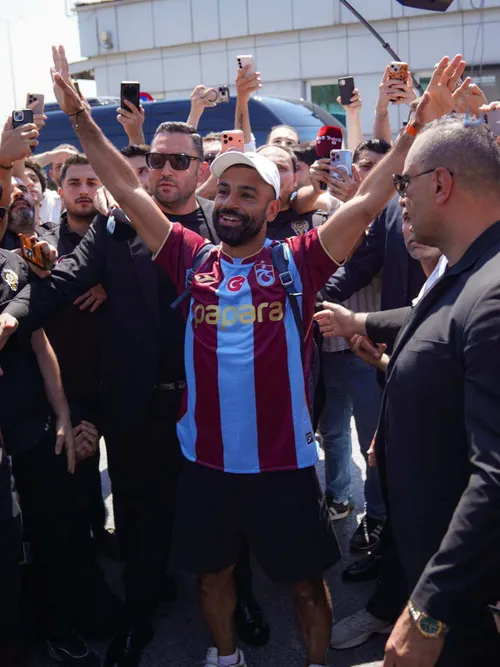 Mohamed Salah, primire de senzație în Turcia după transferul la Trabzonspor Foto Facebook @Trabzonspor.jpg