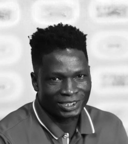 Fotbalist asasinat    L-au jefuit și l-au bătut  până l-au lăsat inconștient. A murit o zi mai târziu, la spital