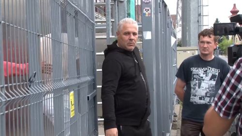 Ioan Varga a închis porțile bazei de antrenament înainte de a-l demite pe Marius Șumudică în 2021 Foto captură VIDEO orangesport.ro .jpeg