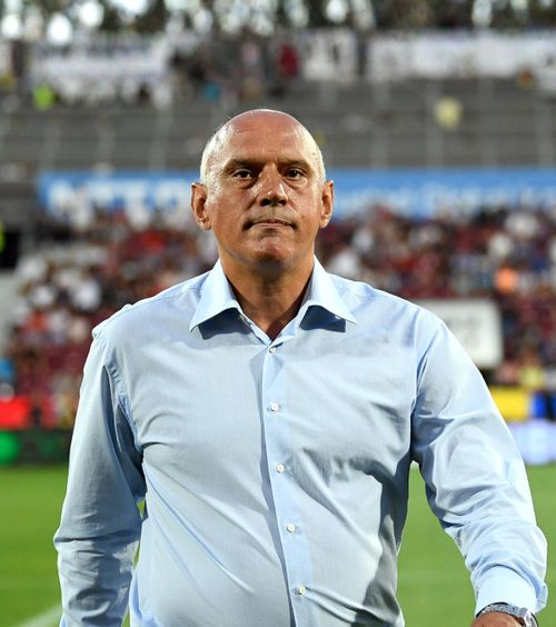 De la sexism la homofobie   VIDEO.  Prunea a șters clipul de pe stadion, apoi  a revenit cu alt derapaj:  „N-avem treabă cu...”