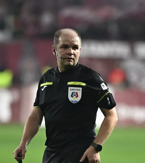 „Este periculos, nu slab!”  Arbitrul VAR de la Dinamo - Voluntari, criticat dur pentru intervențiile din timpul meciului:  „Pur și simplu nu înțelege”