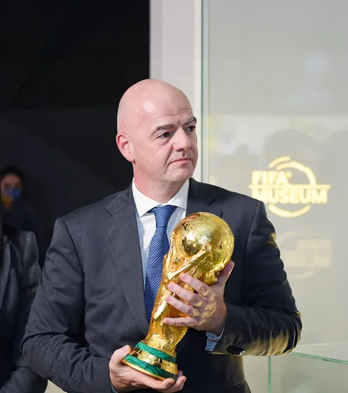 FIFA, mesaj furios  Acuză că există  o conspirație împotriva lui Infantino,  după ce s-a scris că elvețianul și-ar fi promovat presupusa amantă