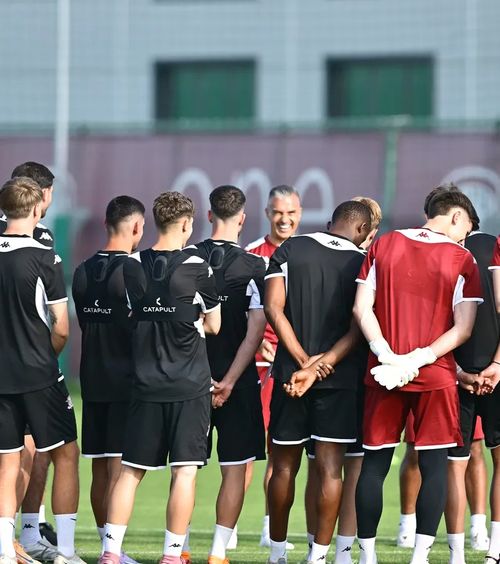 Rapid a ratat transferul  Atacantul  dorit de Pancu  a semnat chiar cu fosta formație a antrenorului giuleștenilor