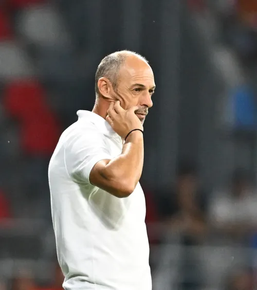 De ce e FC Argeș liderul Ligii 1  Cum a reușit Bogdan Andone să schimbe echipa  de la startul „jalnic” la 3 victorii consecutive,  inclusiv contra campioanei
