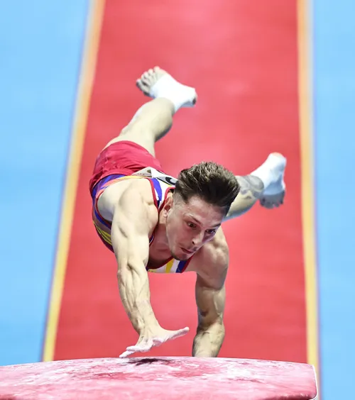 „Îi e teamă să mai concureze!”   EXCLUSIV.  Cel mai bun sportiv al României s-ar putea retrage definitiv  din cauza anxietății
