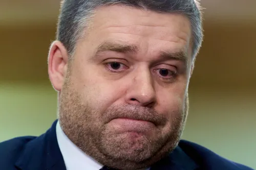 Ceva precis s-a întâmplat cu primarul nostru general. Domnul Ciucu s-a schimbat radical, sub ochii noștri și semi-inexplicabil
