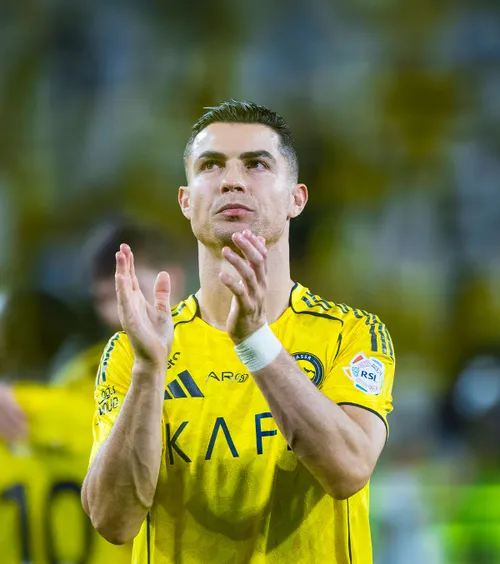 Cristiano Ronaldo s-a vopsit   FOTO.  Starul portughez s-a întors la Al-Nassr »  Și-a surprins fanii  cu noul său look: „Mai multe frizuri decât goluri”