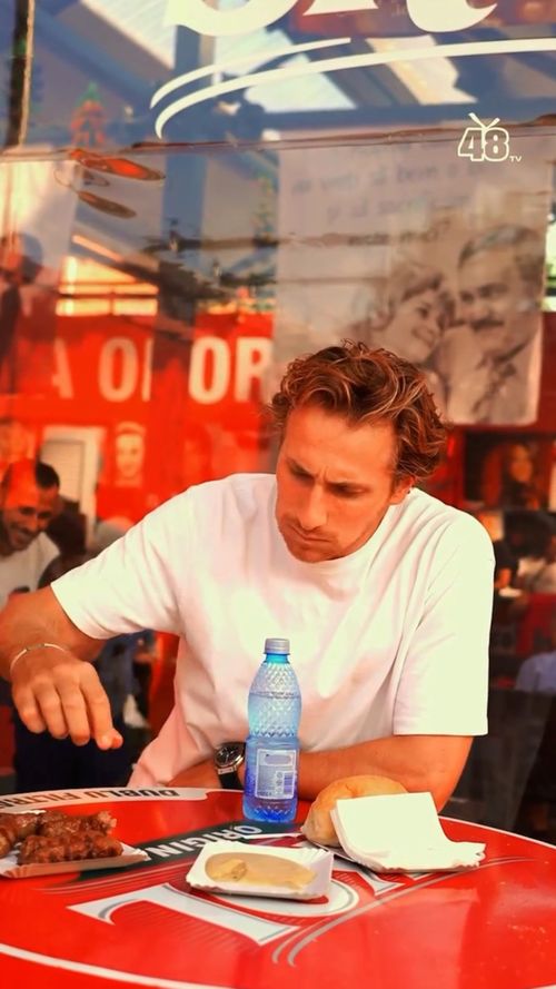 Matthias Verreth, noul transfer al lui Dinamo a testat celebrii mici de la Obor Foto Facebook @Dinamo .jpeg