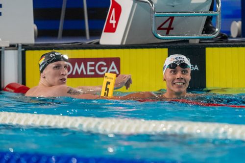 David Popovici a cucerit medalia de aur la 200 metri liber, la Campionatele Europene de la Paris (FOTO: Raed Krishan / GOLAZO.ro)