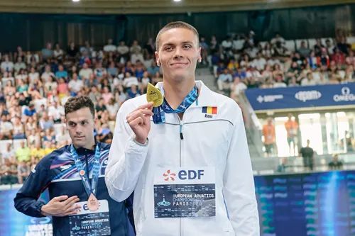 David Popovici a cucerit medalia de aur la 200 metri liber, la Campionatele Europene de la Paris (FOTO: Raed Krishan / GOLAZO.ro)