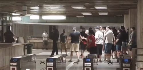 Incidente la metrou înainte de Rapid - Dinamo Foto captură VIDEO Fanatik.ro .jpg