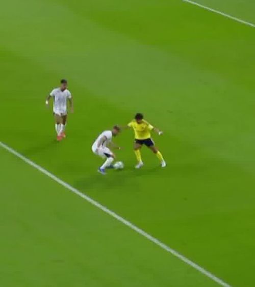 Lixandru, ridiculizat  Joao Felix, demonstrație de tehnică în fața  fostului jucător de la FCSB  » Ronaldo a aplaudat din tribună