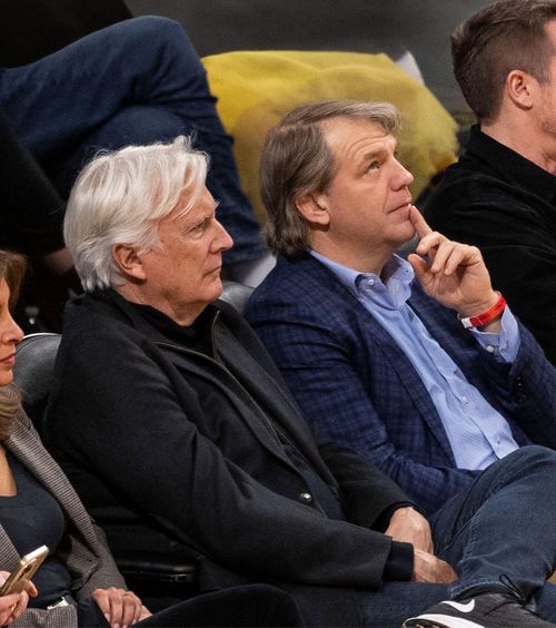 Schimbare de impact în Premier League  Vor să-și vândă pachetele de acțiuni.  Suma uriașă la care s-ar ridica tranzacția