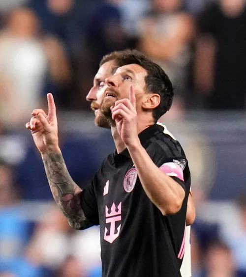 Leo Messi, gol dedicat tatălui    FOTO.  Reușită spectaculoasă în MLS + fază virală:  „Cum naiba a reușit?!”  » Conflict violent în prelungiri