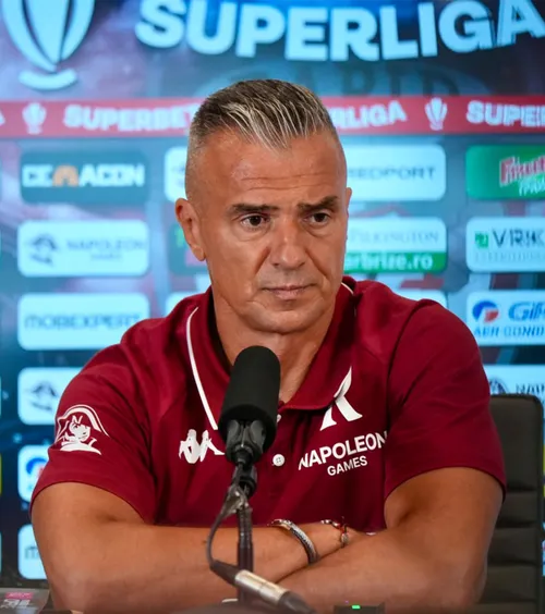 Pancu dă vina pe staff  Ce a spus despre  ieșirea nervoasă  de la derby-ul cu Dinamo: „Ei au influențat decizia, erau cu mâinile pe mine!”
