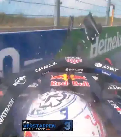 Coșmar pentru Verstappen   VIDEO+FOTO.  Nevoit să abandoneze în MP al Olandei după ce  și-a făcut monopostul praf  în primul tur