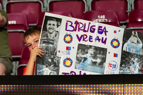 Fanii FCSB din Cluj, în număr mare la partida cu CFR/ Foto: Iosif Popescu - GOLAZO.ro .jpeg