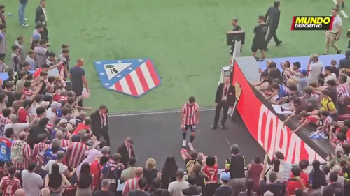 Julian Alvarez, huiduit de propriii fani la Atletico - Villarreal (14).jpg