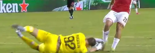 Arbitrul a greșit la golul de 0-1. Portarul lui Sabah fusese faultat înainte