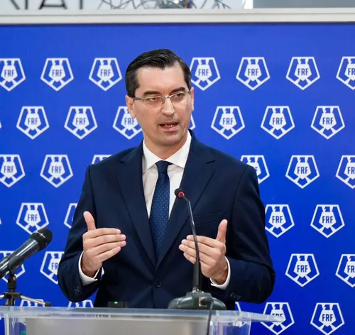 Răzvan Burleanu, la conferința de presă de la Mogoșoaia. Foto: Iosif Popescu/GOLAZO.ro