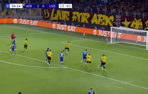 Golul lui Răzvan Marin din meciul AEK Atena - Levski. Foto: captură Prima Sport 2