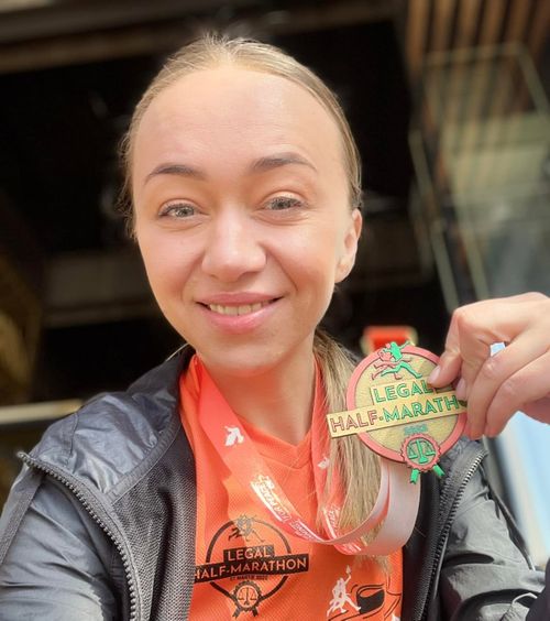 Maratonista în robă  Cine este Roxana Dan, judecătorul-sindic din  dosarul de insolvență al CFR Cluj