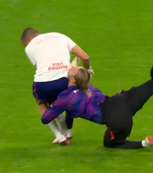 Panică la PSG    VIDEO.  Imagini greu de privit!  Aproape de o accidentare groaznică  la încălzire