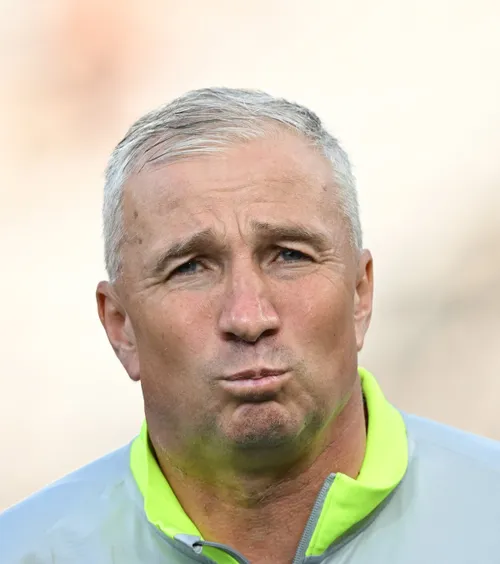 „Ieșeam cu nasul spart”   EXCLUSIV.   Cum triază Dan Petrescu jucătorii  la antrenamente: „N-avem decât să nu fim de acord cu el!”
