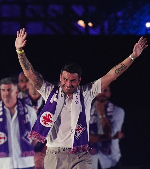 Mutu, ovaționat în Italia    VIDEO.  Ce s-a întâmplat pe  stadionul Fiorentinei  » Regretul „Briliantului” și gluma care a stârnit hohote
